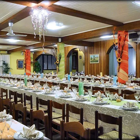 ホテル Ristorante Al Ciocco Montefiorino